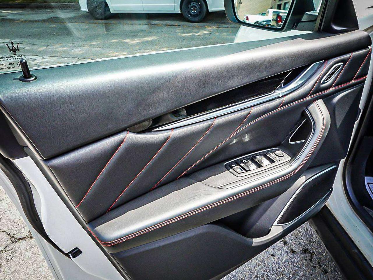 2023 Maserati Levante  Photo