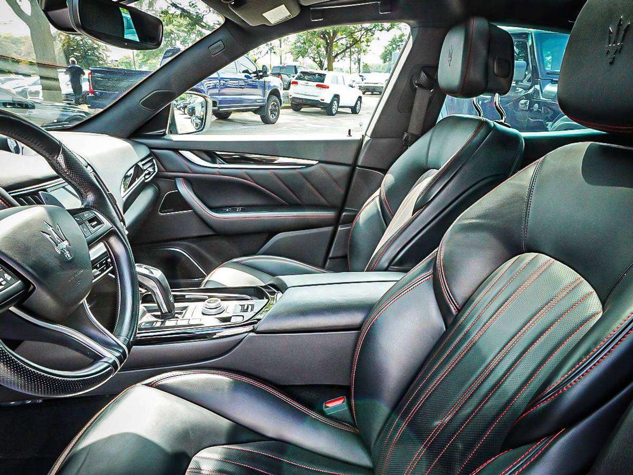 2023 Maserati Levante  Photo