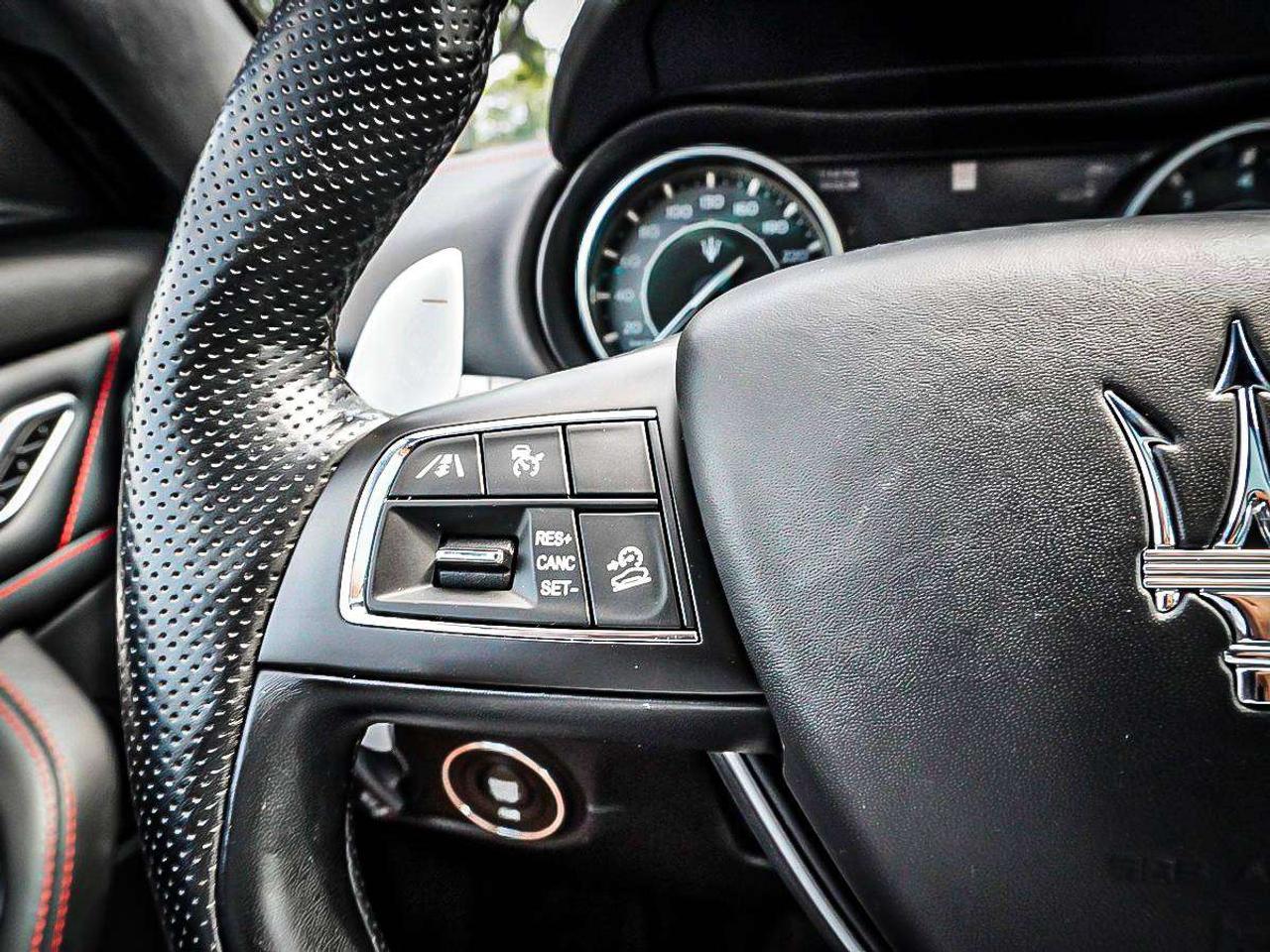 2023 Maserati Levante  Photo