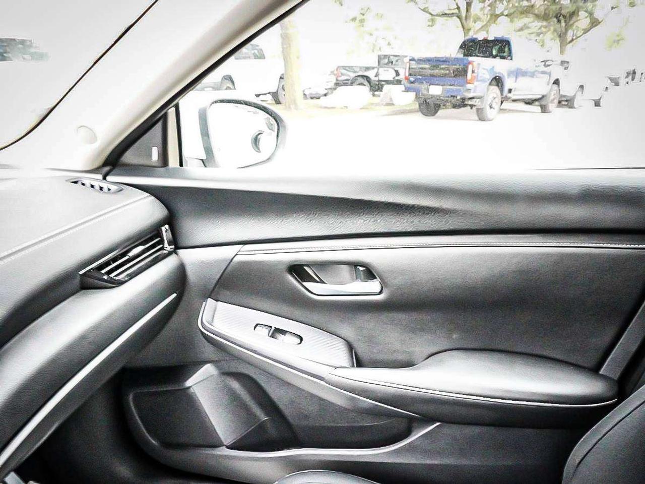 2024 Nissan Sentra  Photo