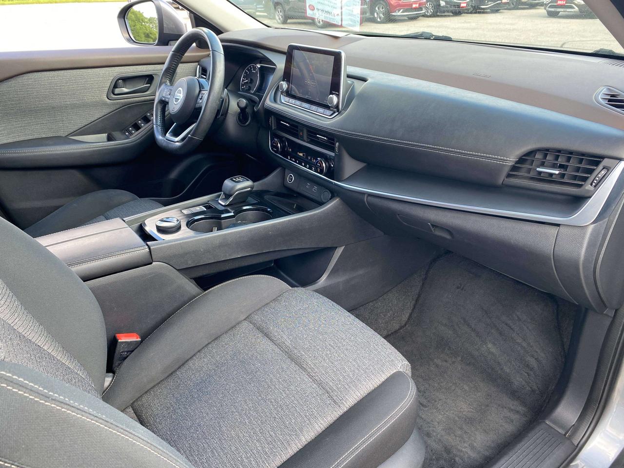 2021 Nissan Rogue S, CLEAN CARFAX, AWD, HEATED SEATS! Photo