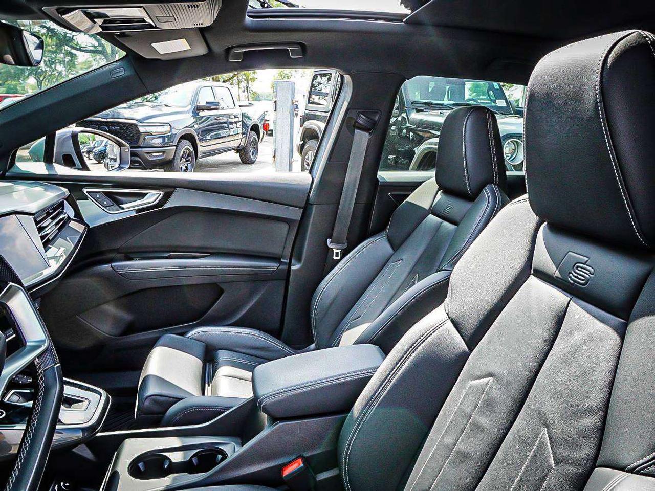 2023 Audi Q4 e-tron  Photo