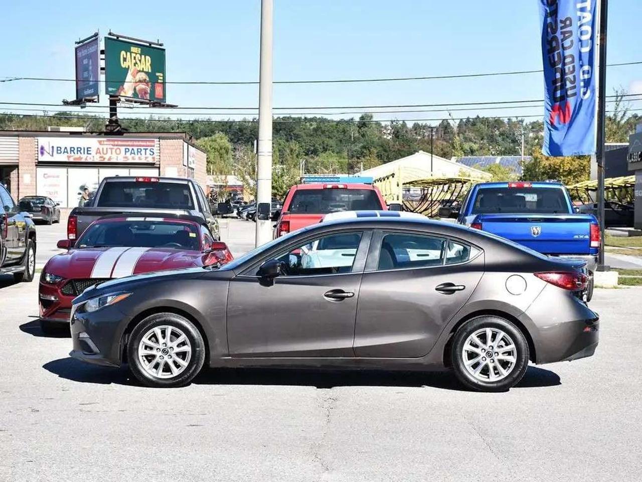2015 Mazda 3 GS ~Heated Seats ~Bluetooth ~Camera ~Alloys ~A/C Photo5