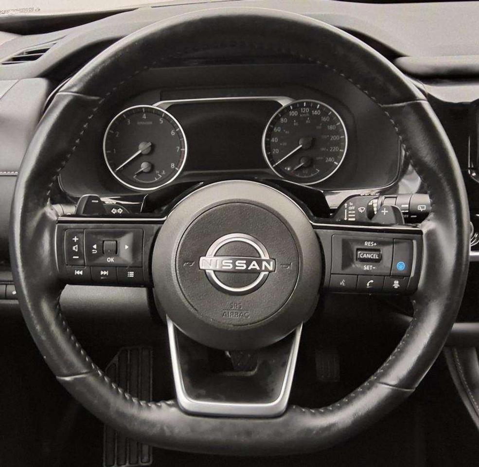 2023 Nissan Pathfinder SL Photo