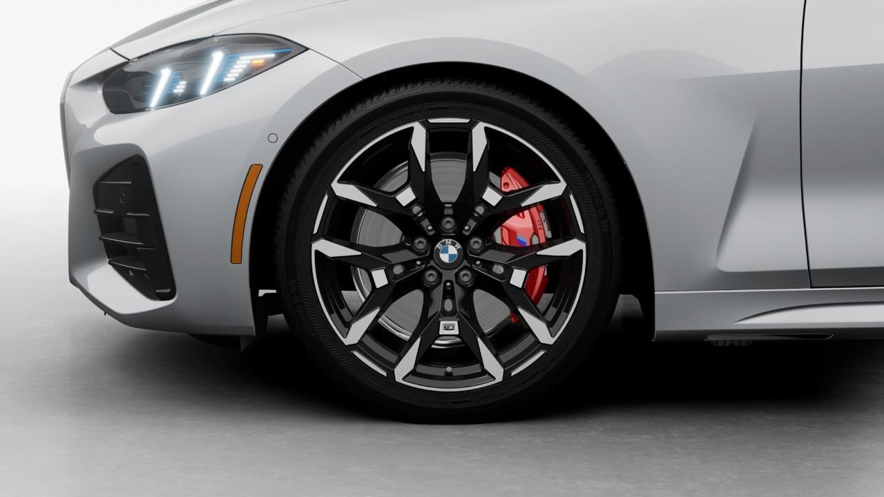 2027 BMW M440 i xDrive 2dr All-Wheel Drive Cabriolet Photo