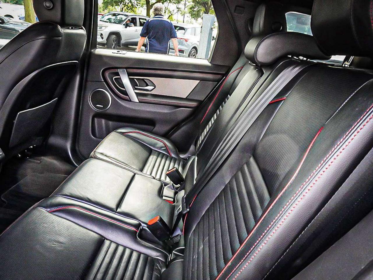 2020 Land Rover Discovery Sport  Photo