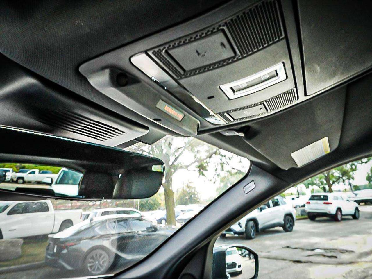 2020 Land Rover Discovery Sport  Photo