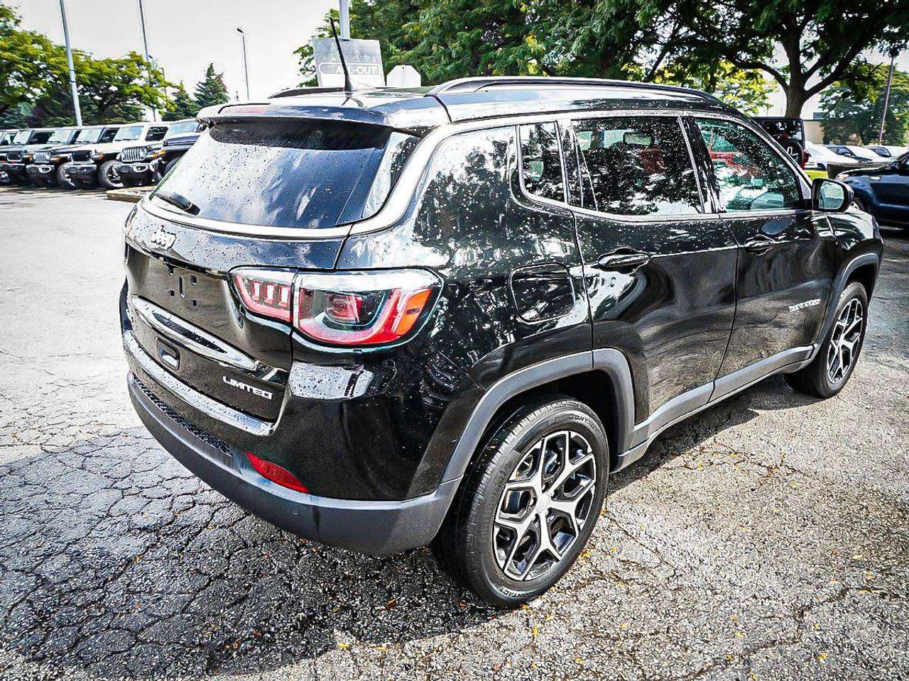 2024 Jeep Compass  Photo