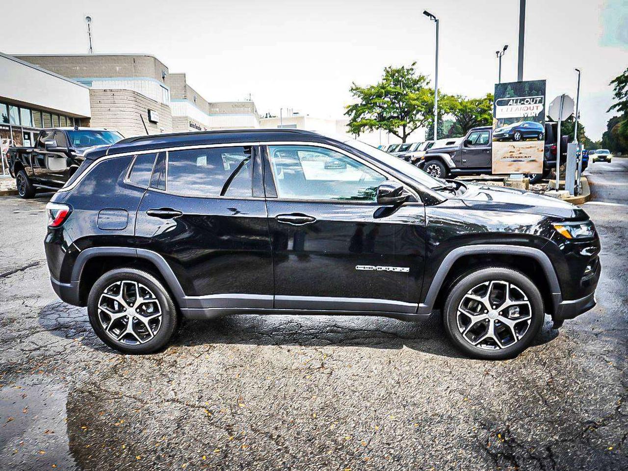 2024 Jeep Compass  Photo