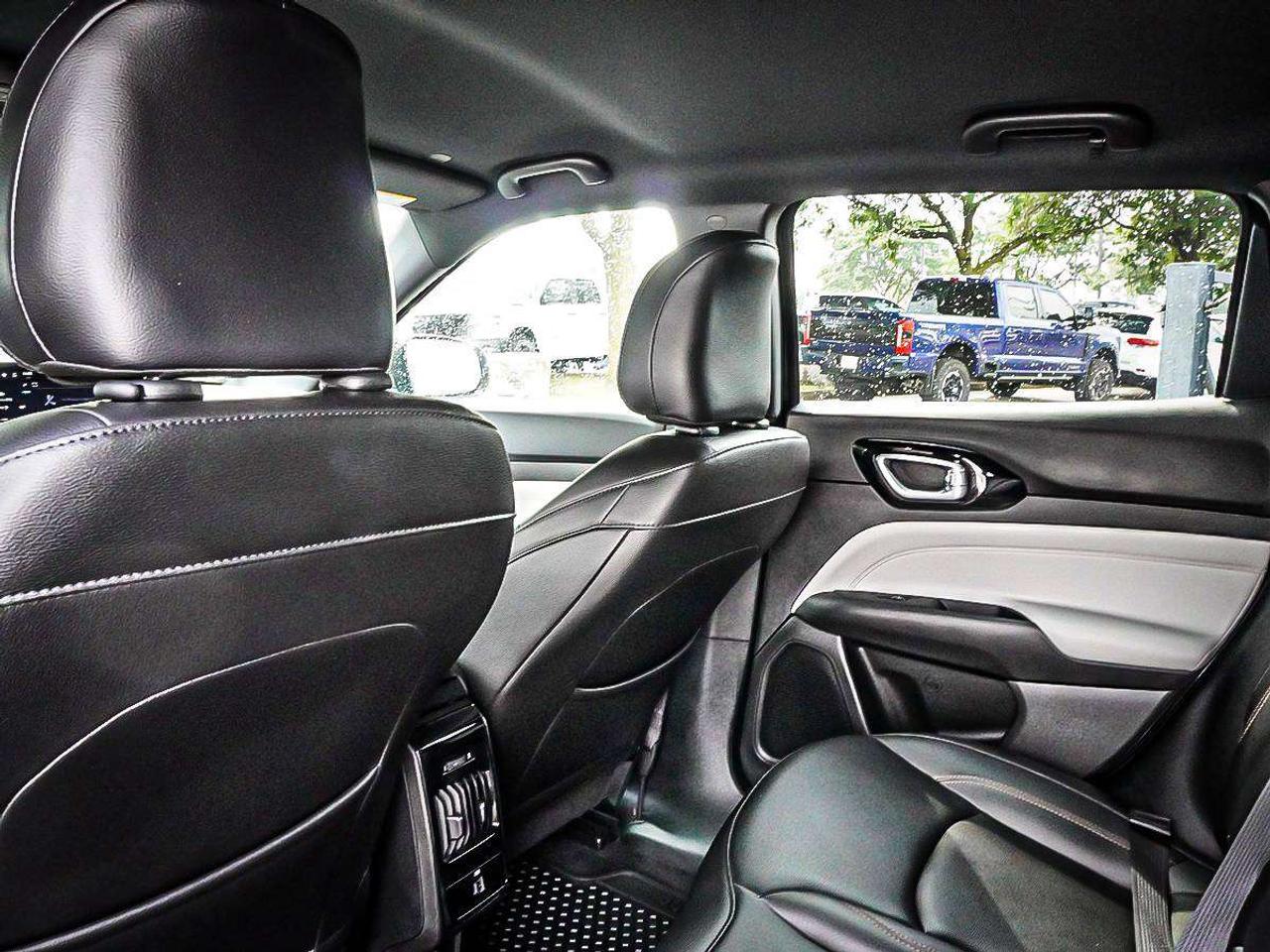 2024 Jeep Compass  Photo