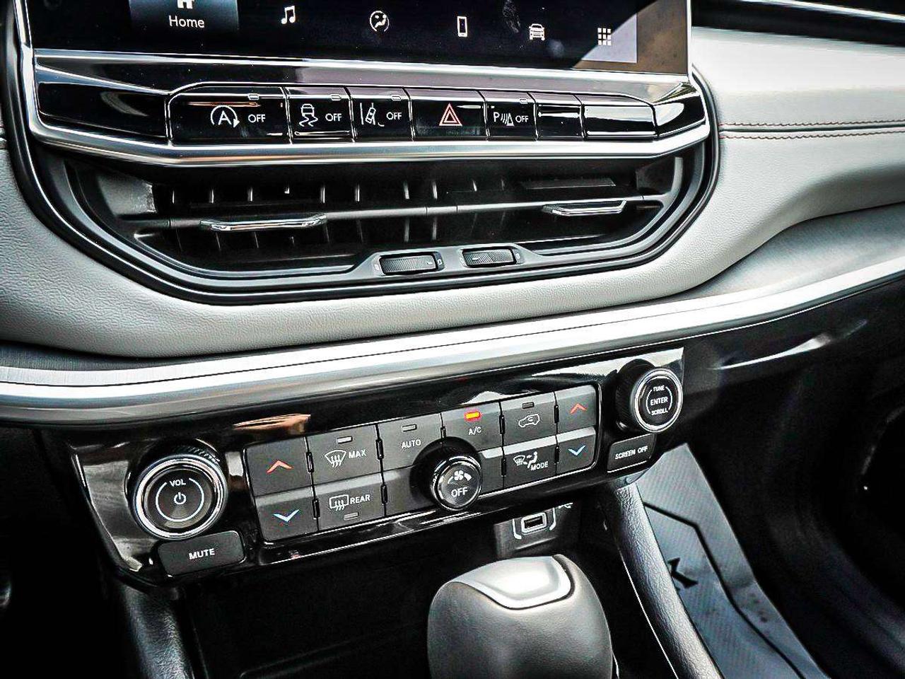 2024 Jeep Compass  Photo