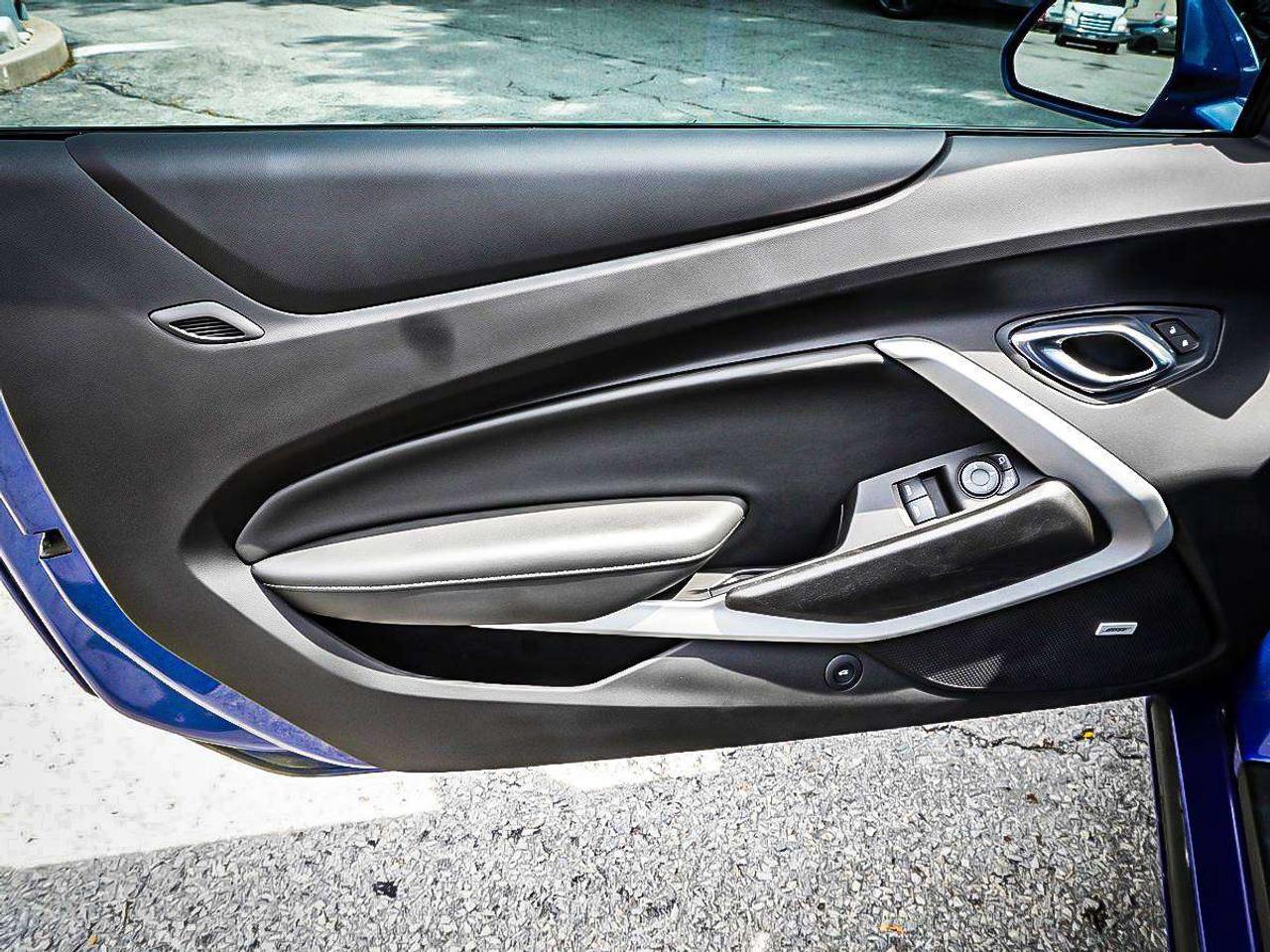 2021 Chevrolet Camaro  Photo