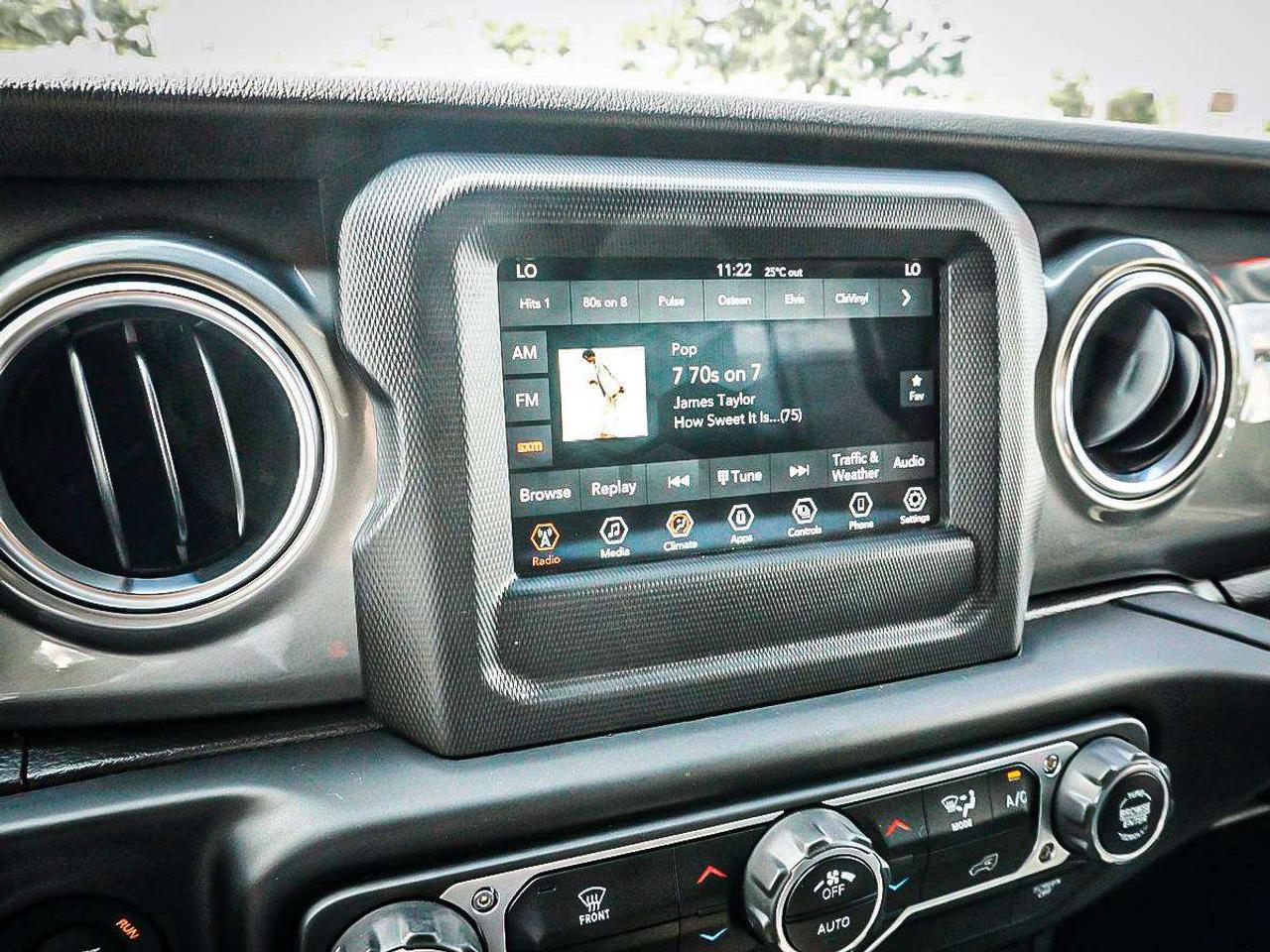 2021 Jeep Wrangler  Photo