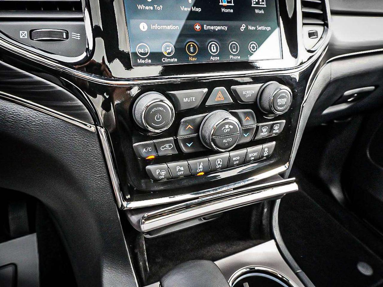 2021 Jeep Grand Cherokee  Photo