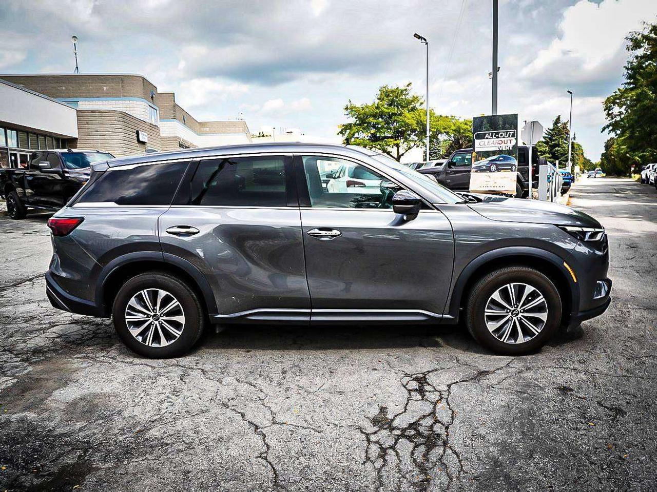 2023 Infiniti QX60  Photo