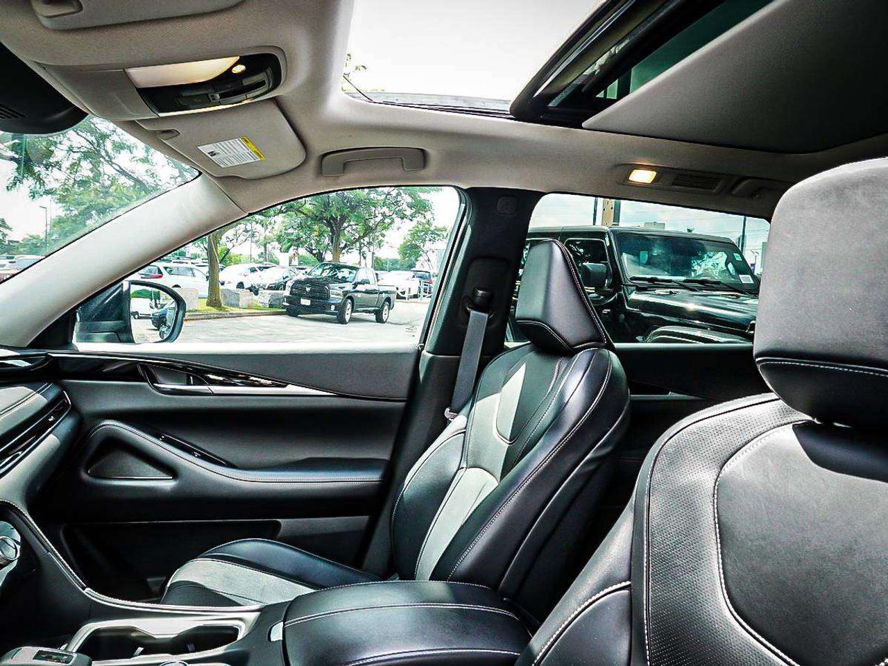 2023 Infiniti QX60  Photo