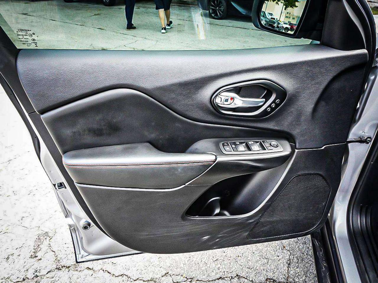 2022 Jeep Cherokee  Photo