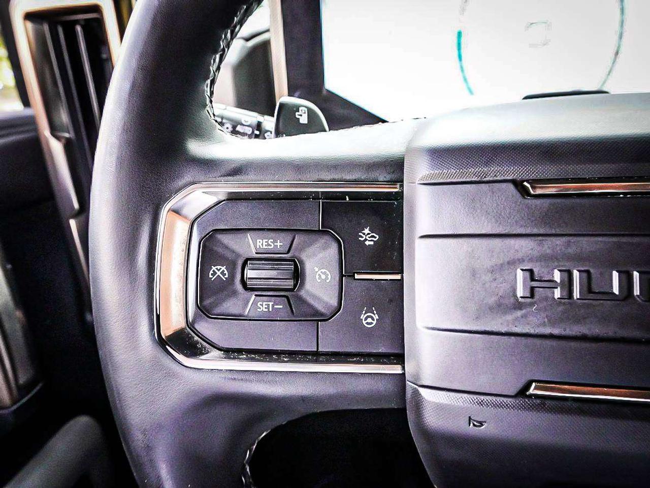 2025 GMC HUMMER EV Pickup  Photo