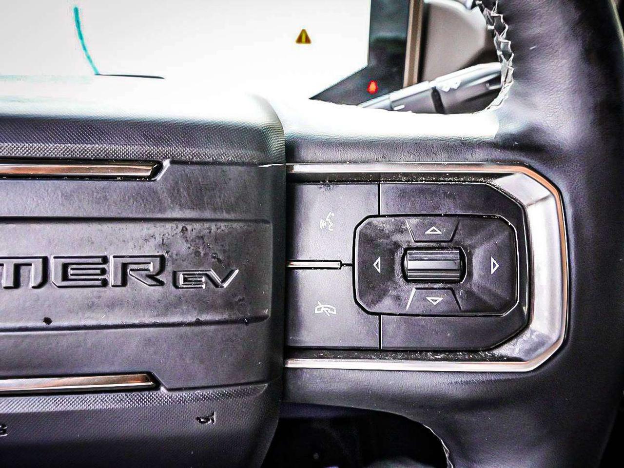 2025 GMC HUMMER EV Pickup  Photo