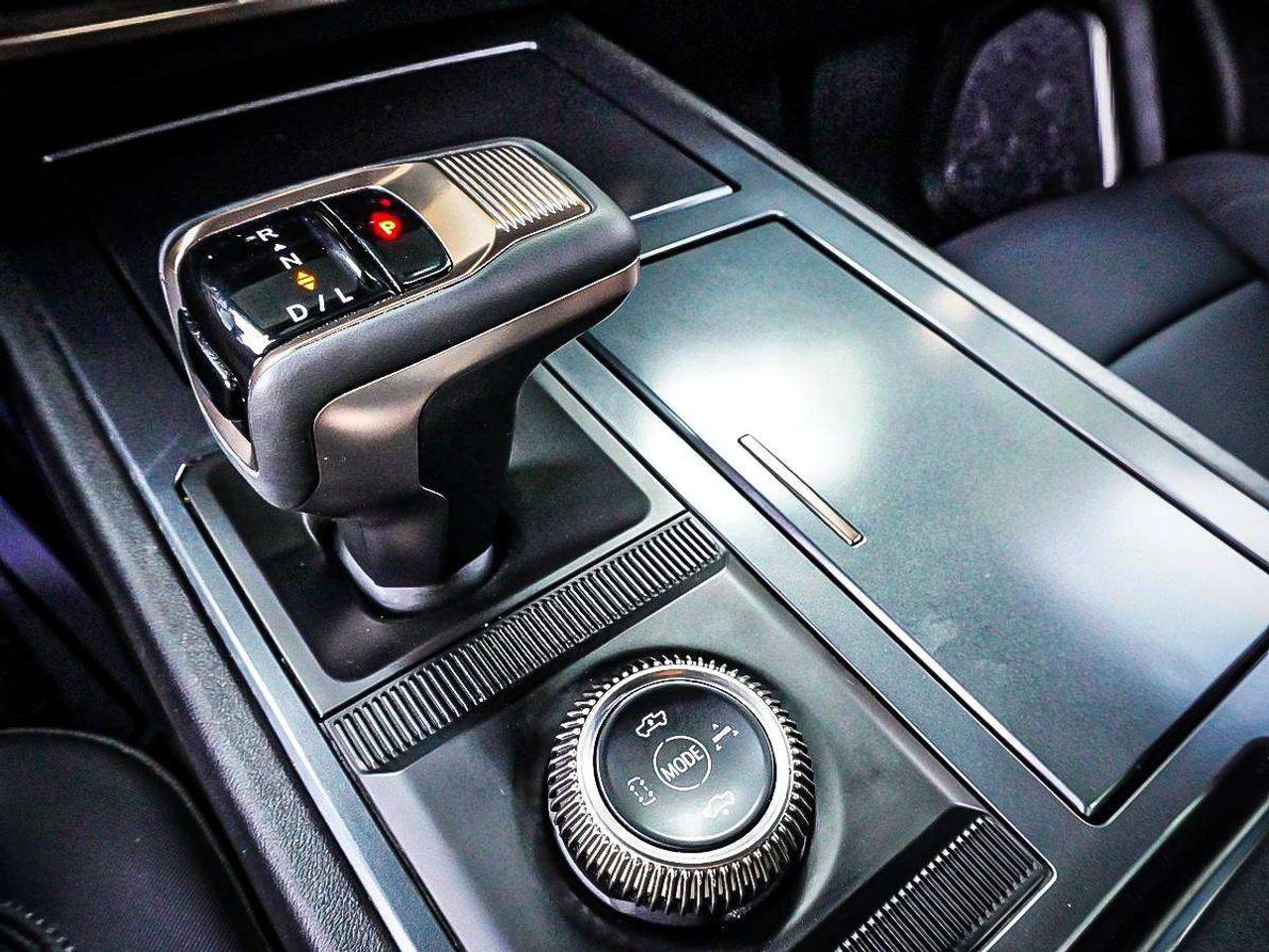 2025 GMC HUMMER EV Pickup  Photo