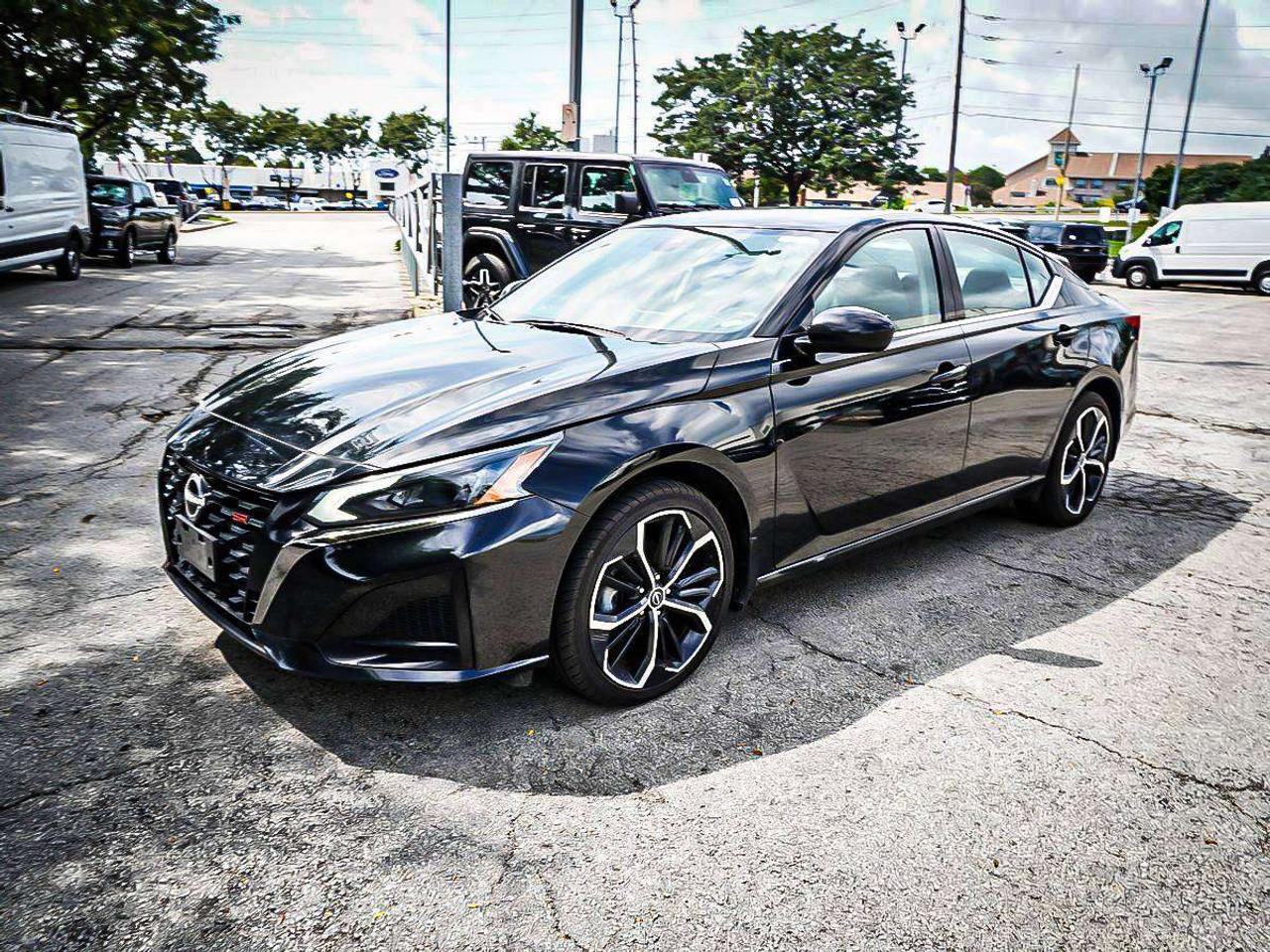 2024 Nissan Altima  Photo