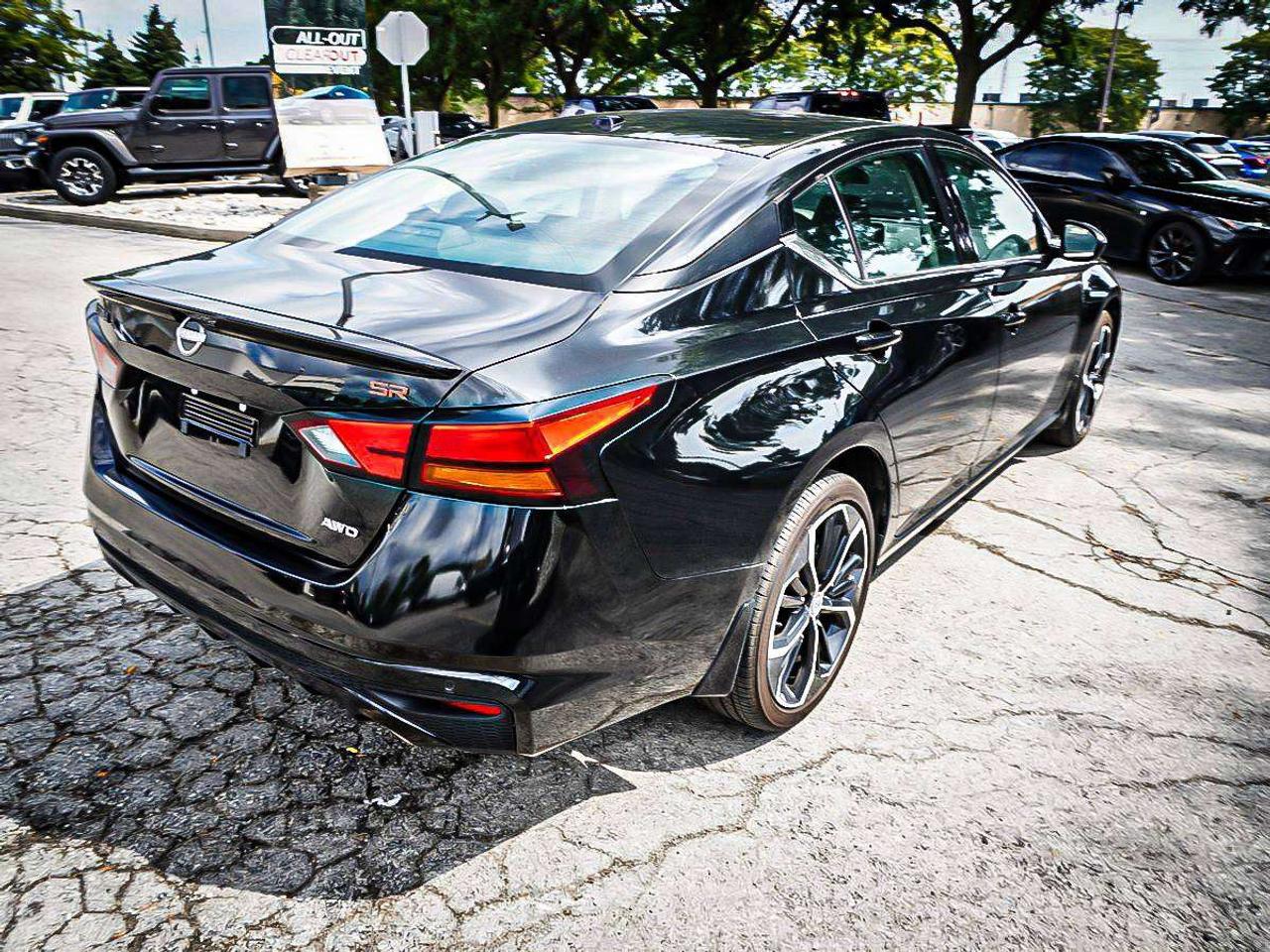 2024 Nissan Altima  Photo