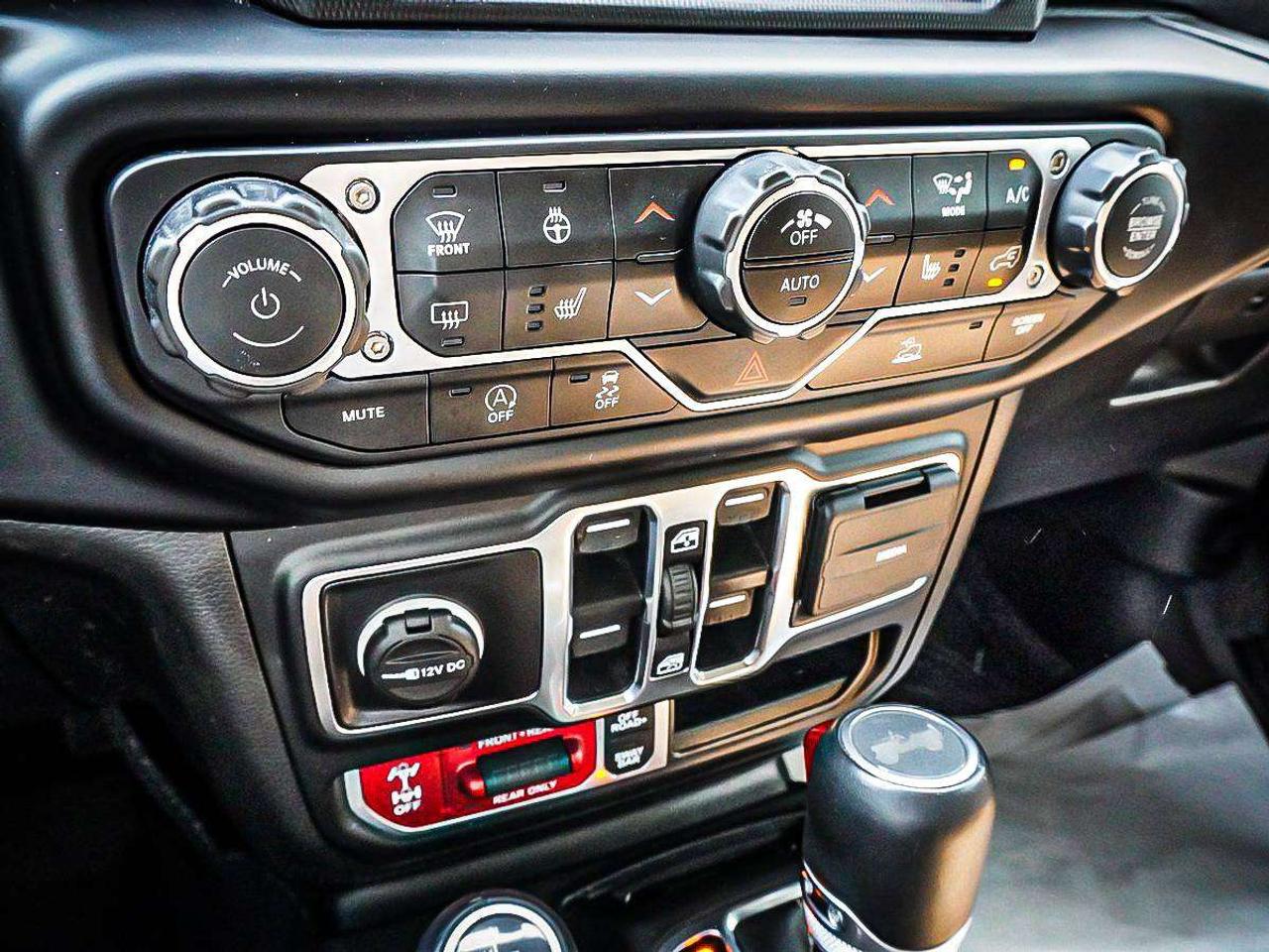 2023 Jeep Wrangler  Photo