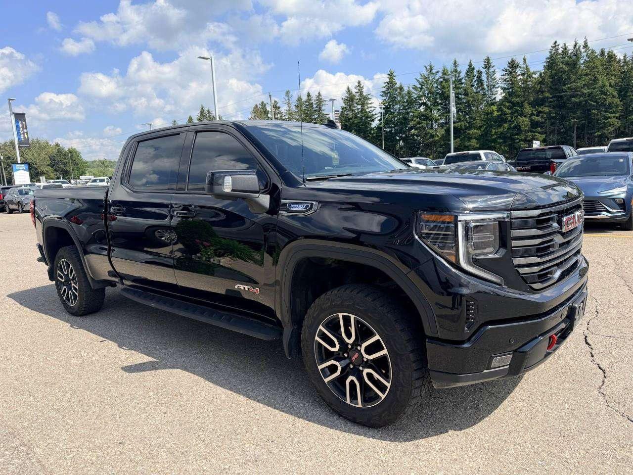 2026 GMC Sierra 1500 AT4, 3.0L DIESEL, 4X4, ALLOYS, LEATHER, 1-OWNER, MACMASTER ORIGINAL, CERTIFIED PREOWNED! Photo