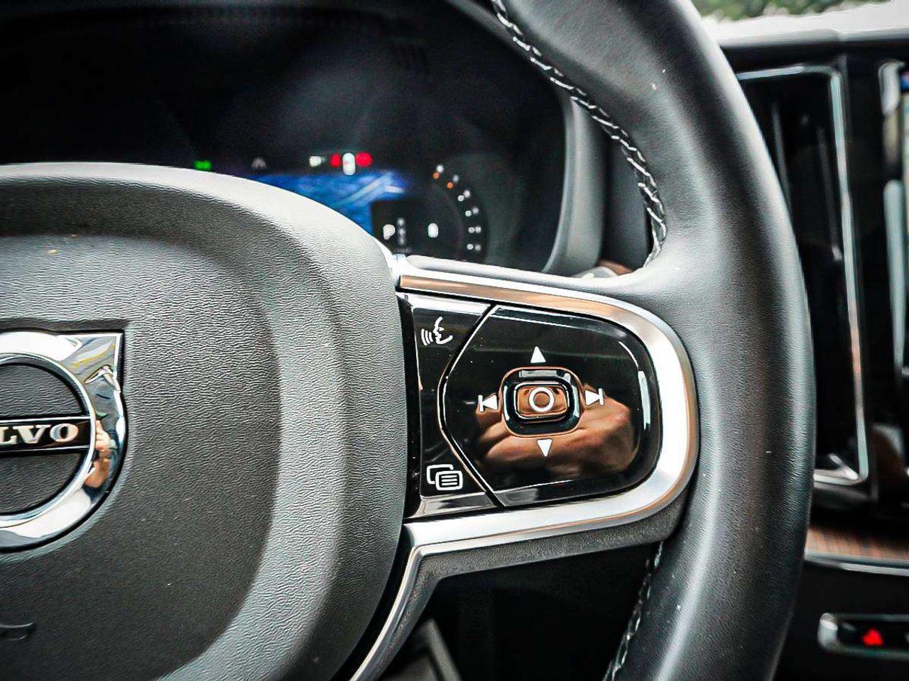 2024 Volvo XC60  Photo