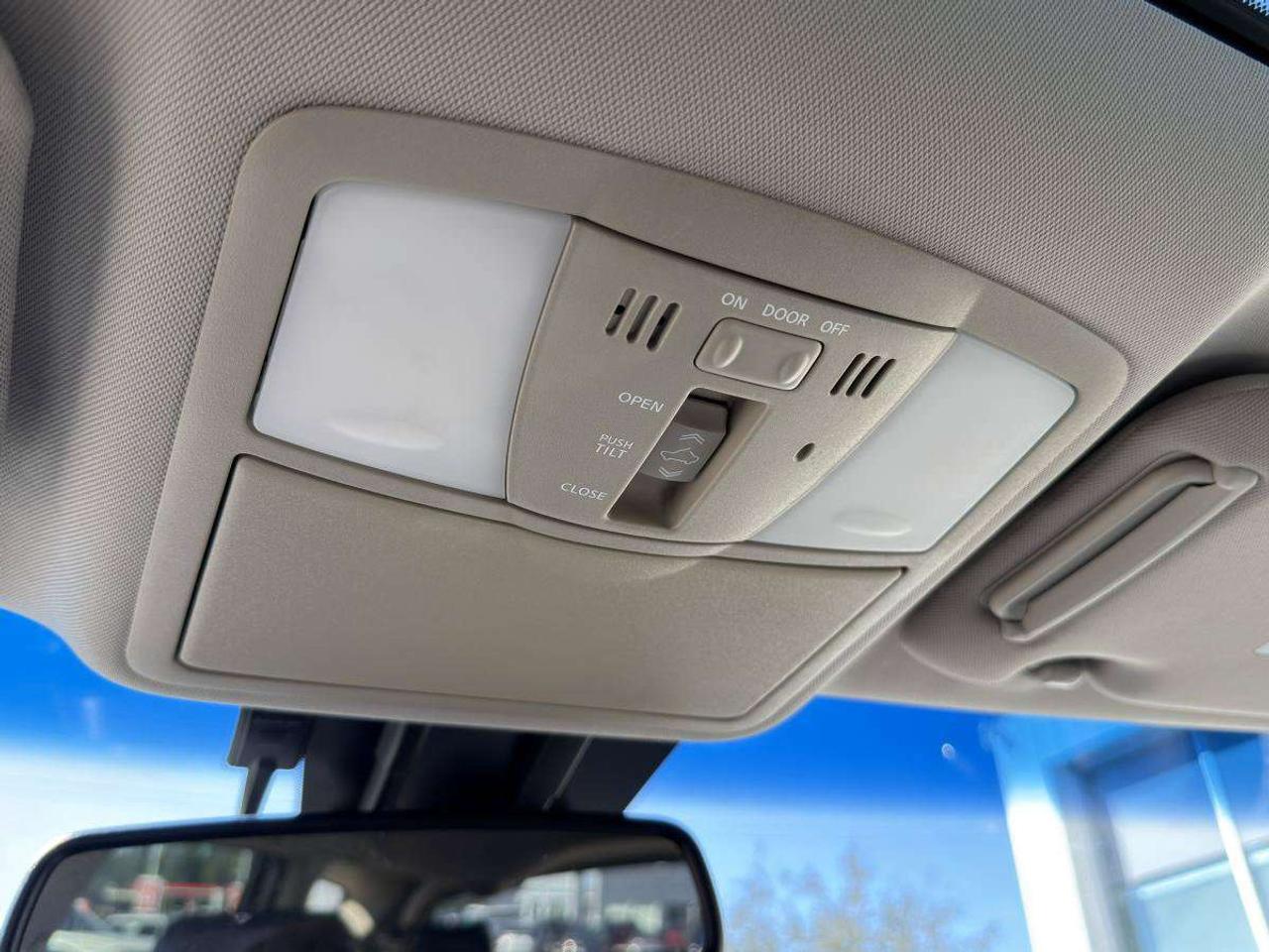 2014 Nissan Murano SUNROOF, NAVIGATION, LEATHER, AWD Photo