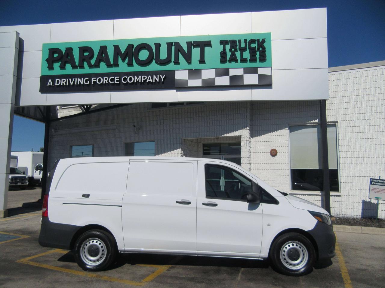 2023 Mercedes-Benz Metris Passenger Van CARGO VAN 126 INCH WHEEL BASE Photo5