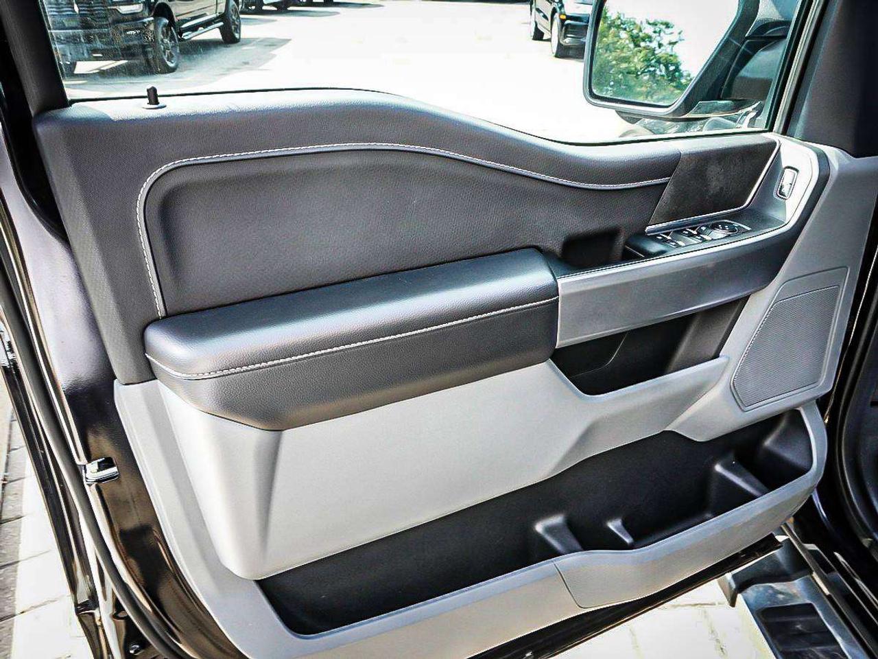 2025 Ford F-150  Photo