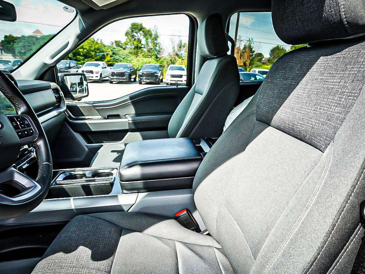 2025 Ford F-150  Photo