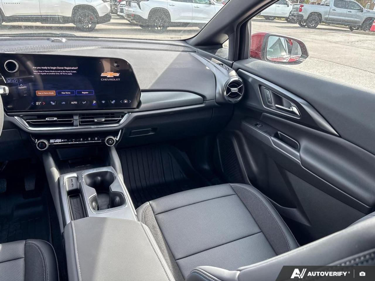 2027 Chevrolet Equinox EV LT 2 4dr Photo