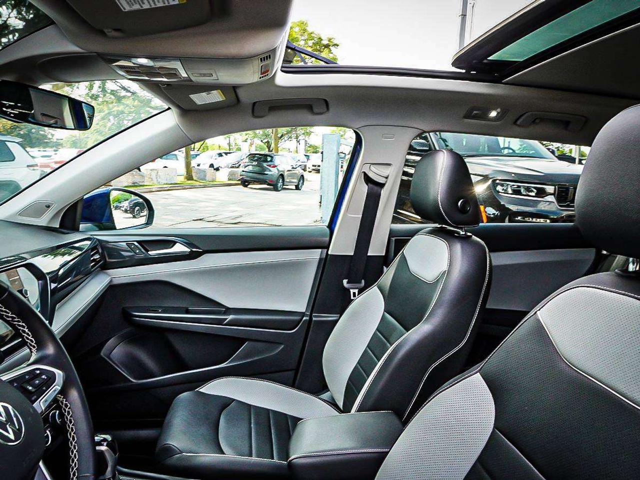 2023 Volkswagen Taos  Photo