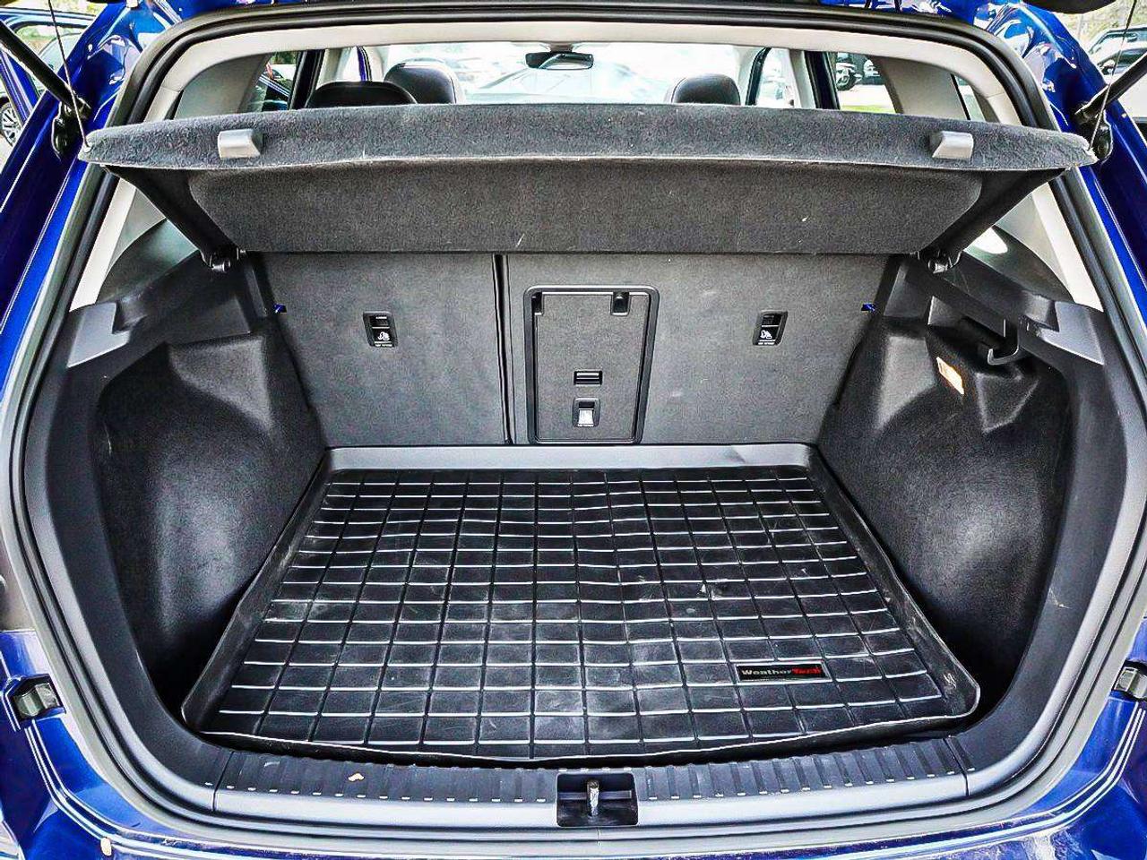 2023 Volkswagen Taos  Photo