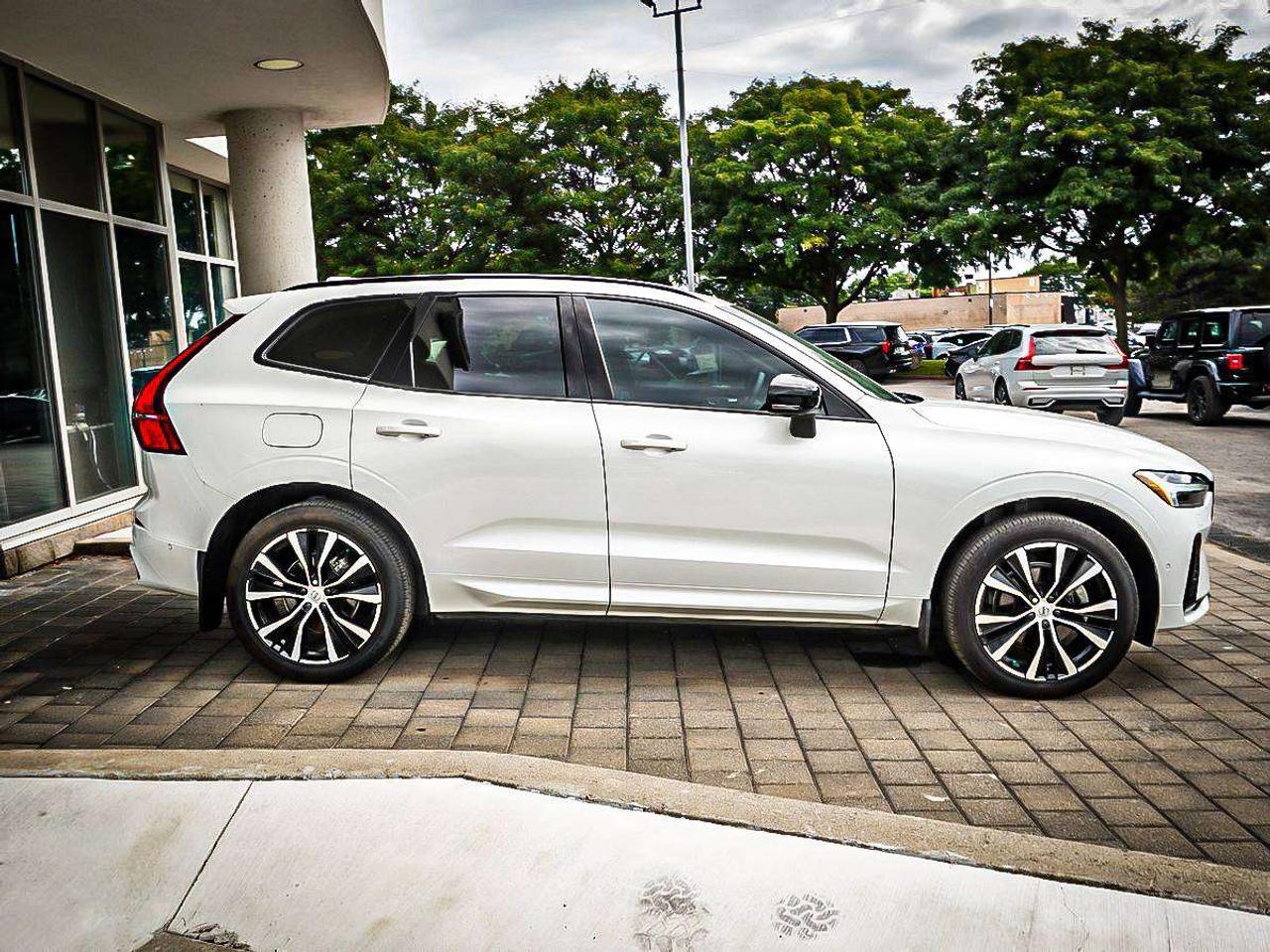 2024 Volvo XC60  Photo