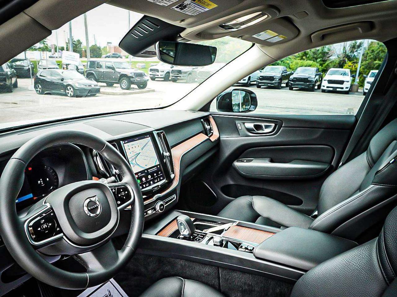 2024 Volvo XC60  Photo