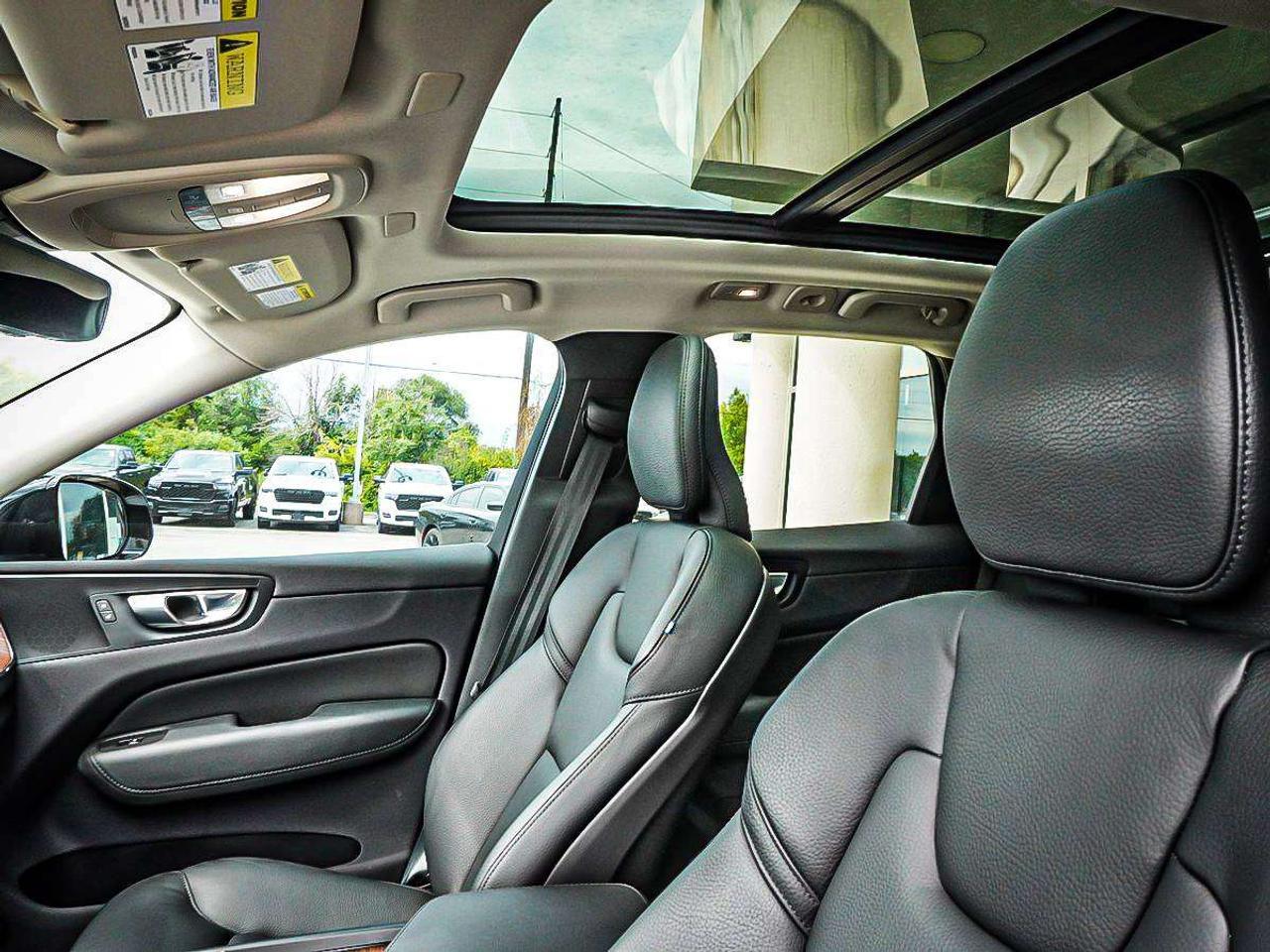 2024 Volvo XC60  Photo