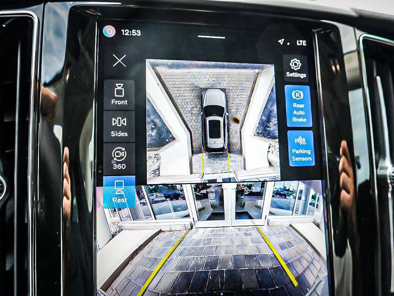 2024 Volvo XC60  Photo