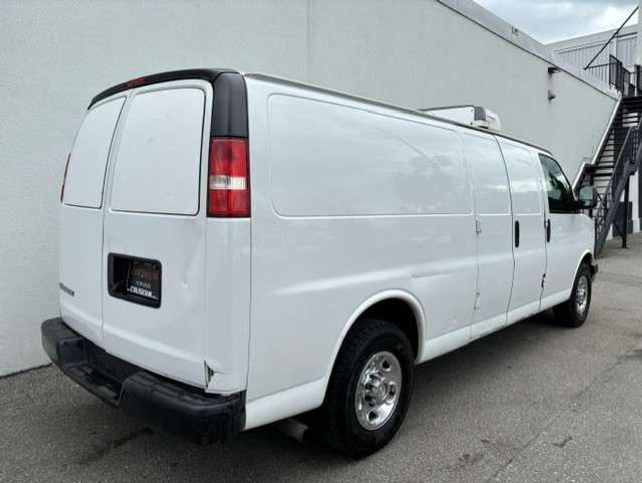 2018 Chevrolet Express 2500 CARGO EXTENDED **THERMO KING REEFER-FREEZER** Photo