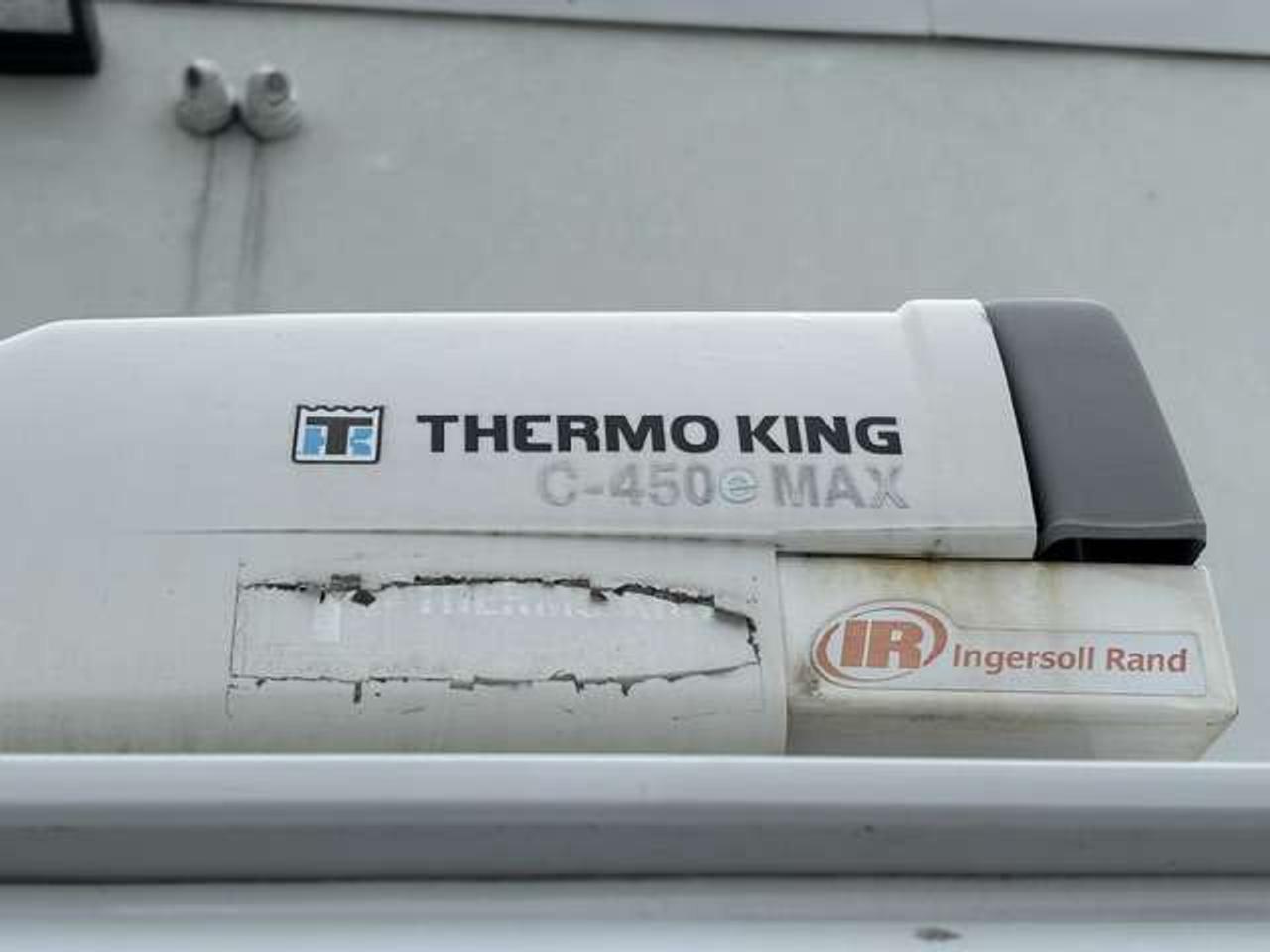 2018 Chevrolet Express 2500 CARGO EXTENDED **THERMO KING REEFER-FREEZER** Photo