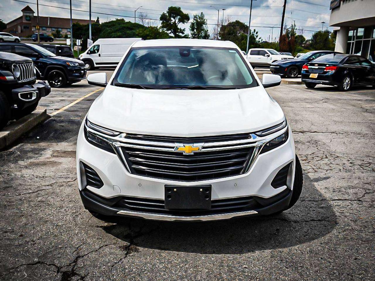 2024 Chevrolet Equinox  Photo3