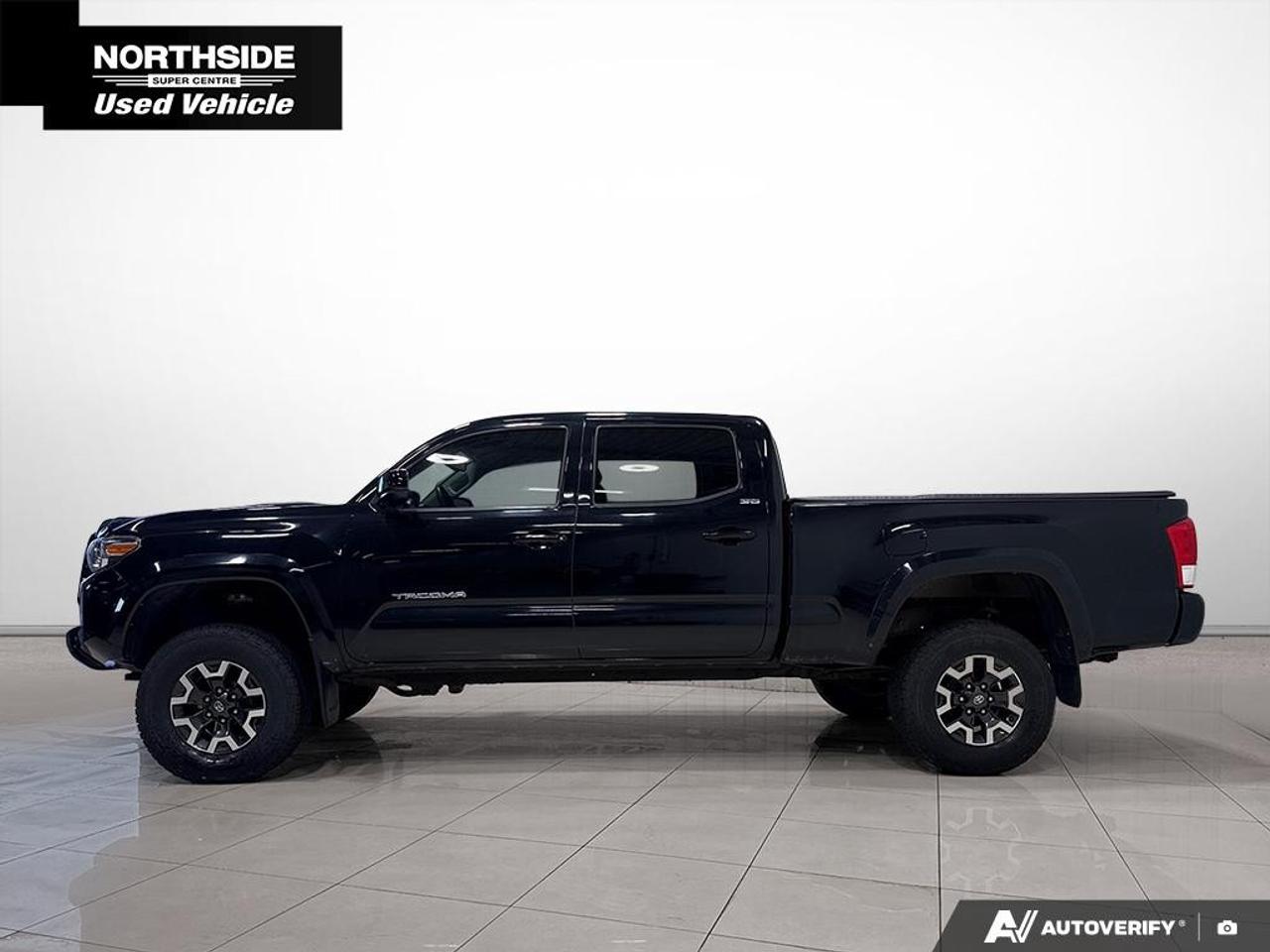 2017 Toyota Tacoma 4WD Double Cab V6 Auto SR5 Photo