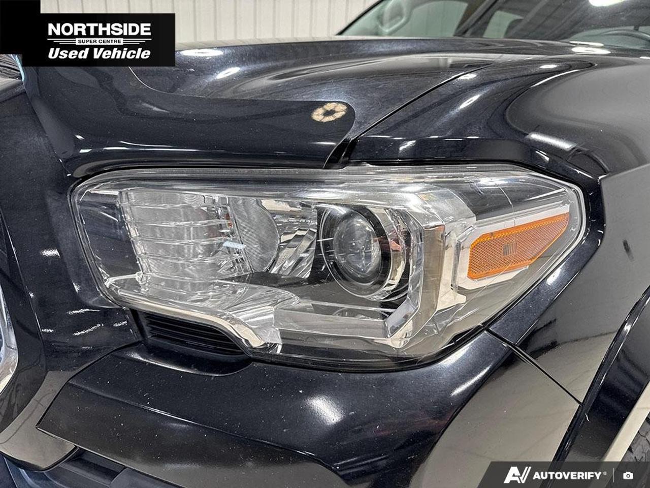 2017 Toyota Tacoma 4WD Double Cab V6 Auto SR5 Photo