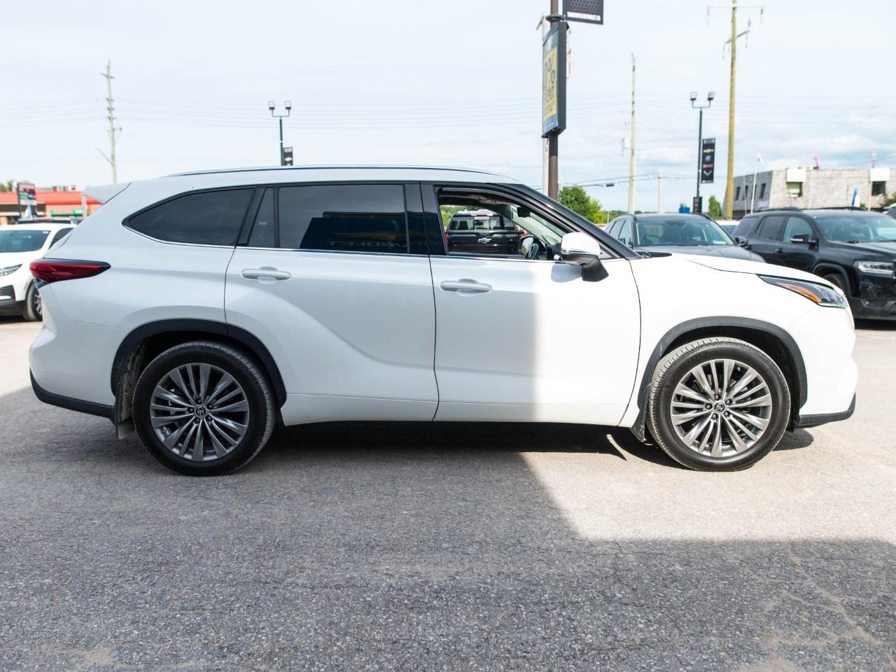 2021 Toyota Highlander LIMITED AWD Photo