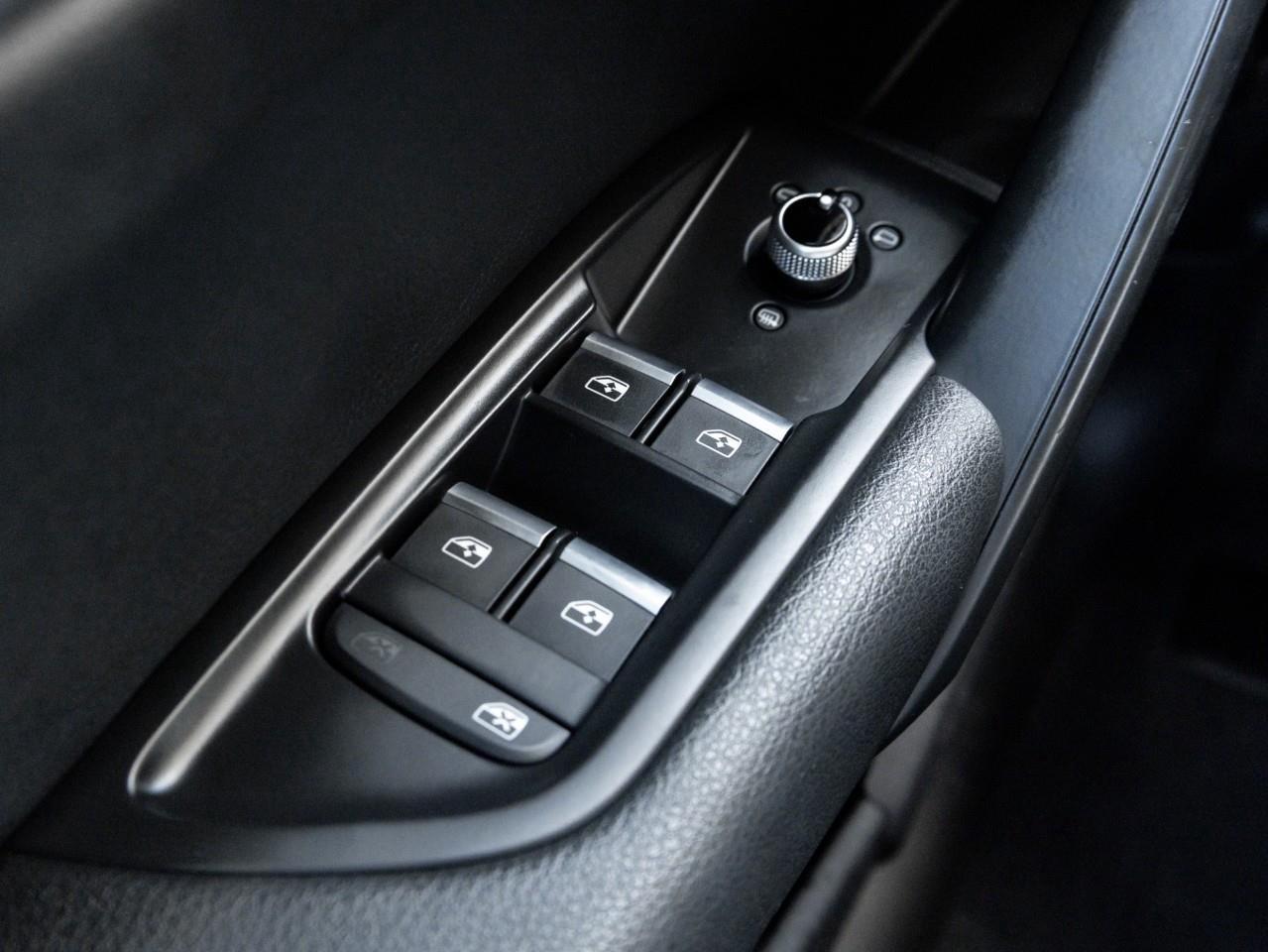 2018 Audi Q5 2.0T Komfort 4dr All-wheel Drive quattro Sport Utility Photo