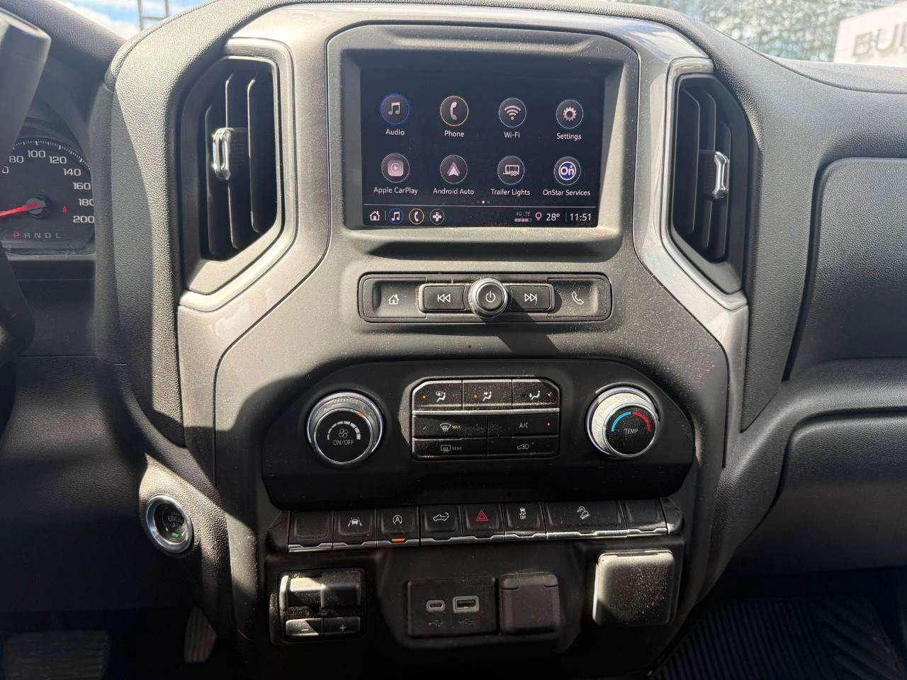 2024 Chevrolet Silverado 1500 RUNNING BOARDS. TONNEAU COVER. BEDLINER. ALL WETHER MATS. OFF ROAD SUSPENSION W/2 LIFT. TRAILERING PKG. Photo