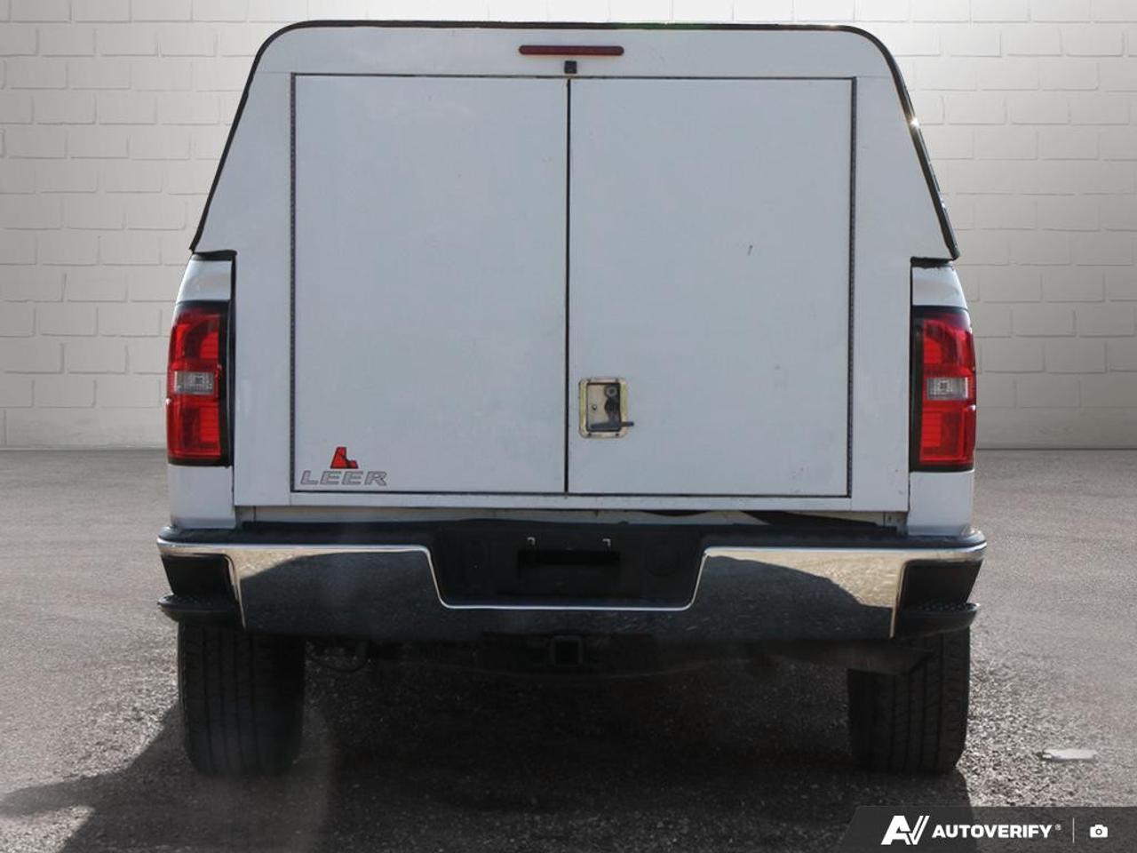 2017 GMC Sierra 1500 4WD Crew Cab Standard Box Photo
