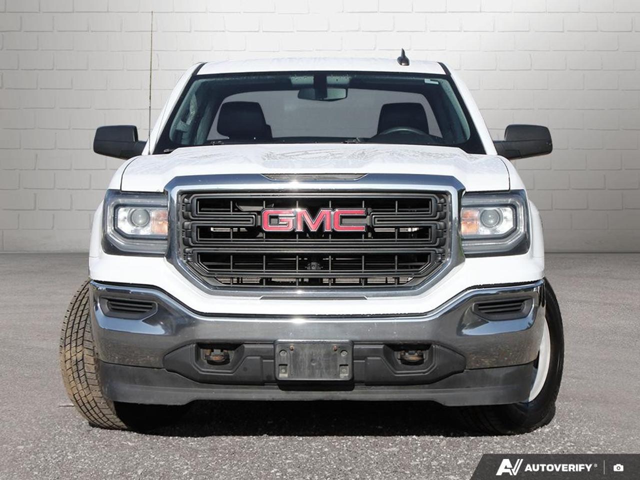 2017 GMC Sierra 1500 4WD Crew Cab Standard Box Photo